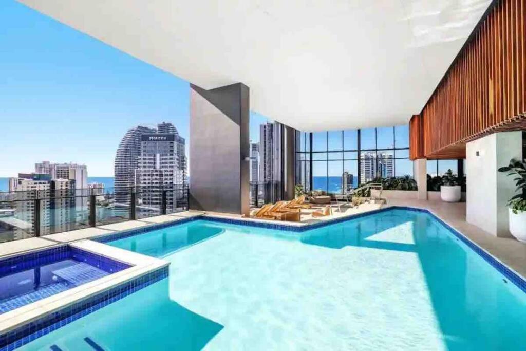 Casino 2-br Ocean View *